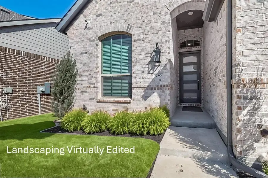 529 Hummingbird Drive, Celina, TX 75009 - Image #3