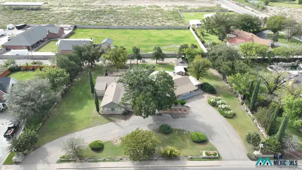 2505 W Richey Ave, Artesia, NM 88210