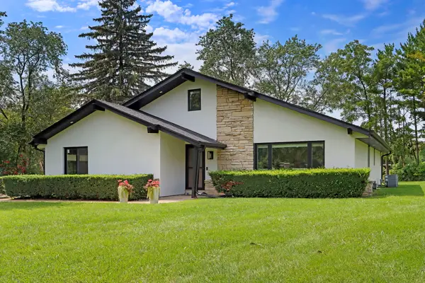 2112 47th AVENUE, Kenosha, WI 53144