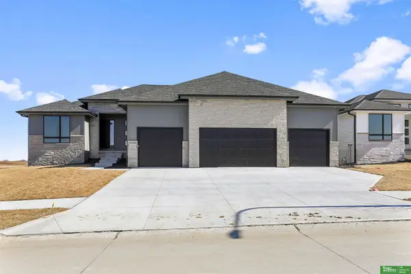 5915 N 197th Street, Elkhorn, NE 68022