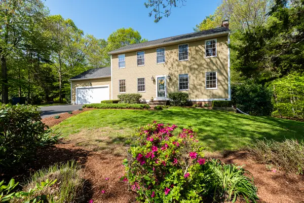 93 Heatherwood Drive, Colchester, CT 06415