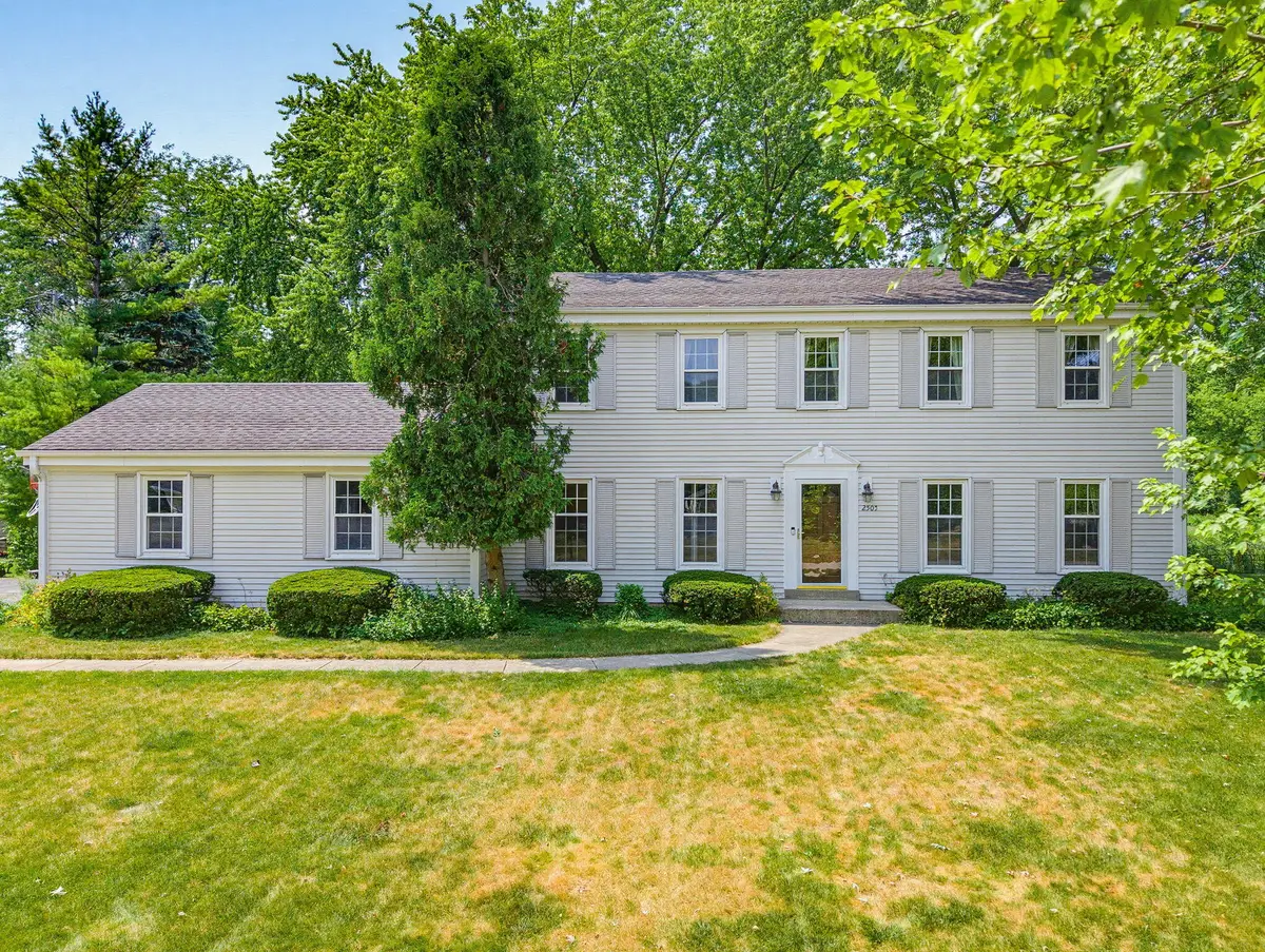 2505 Almesbury Ave, Brookfield, WI 53045 - #1