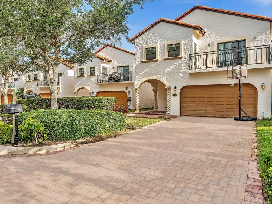 2901 Hidden Harbour St, Dania Beach, FL 33312 - Image #2