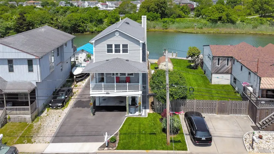 3717 Somerset Drive, Seaford, NY 11783 - #3