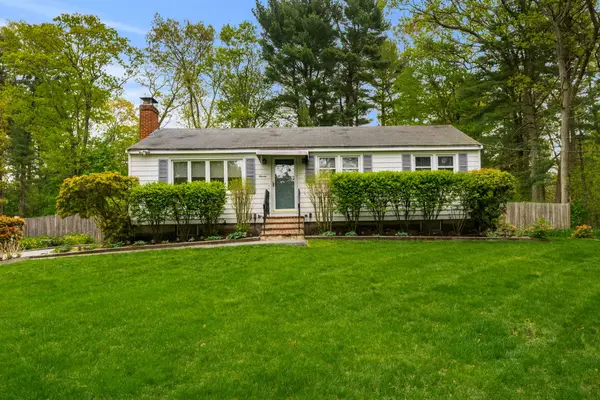 11 Dadant Dr, Wilmington, MA 01887