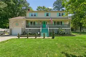 6 Kathy Drive, Poquoson, VA 23662