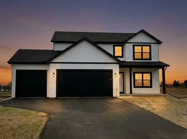 3805 Woodbury Lane, Janesville, WI 53545