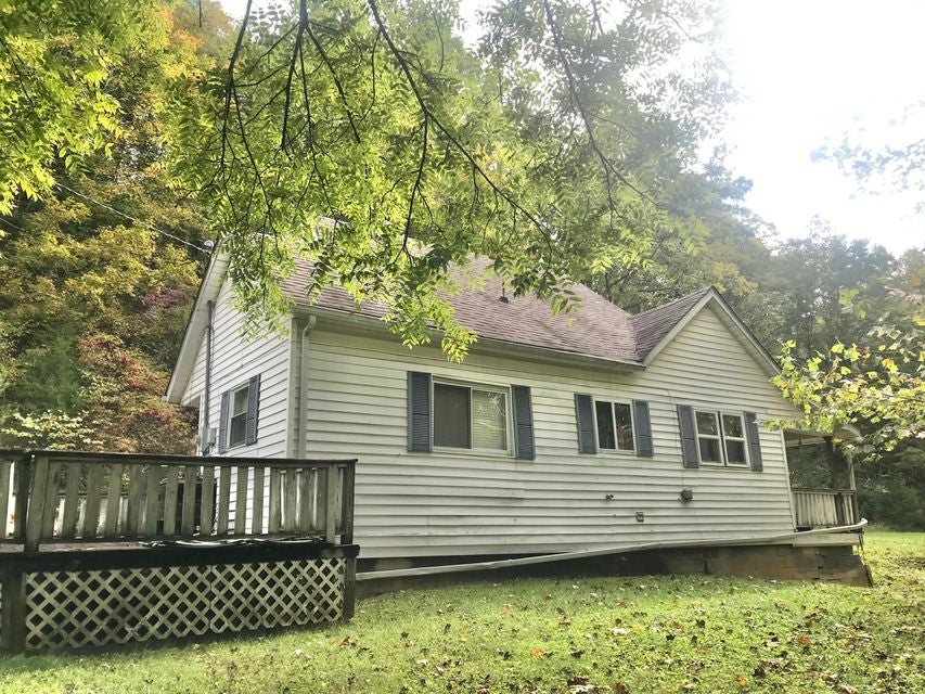 18 Asbury Lane, Olive Hill, KY 41164 BHGRE