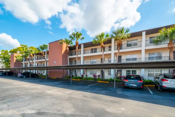 2452 Enterprise Road #15, CLEARWATER, FL 33763