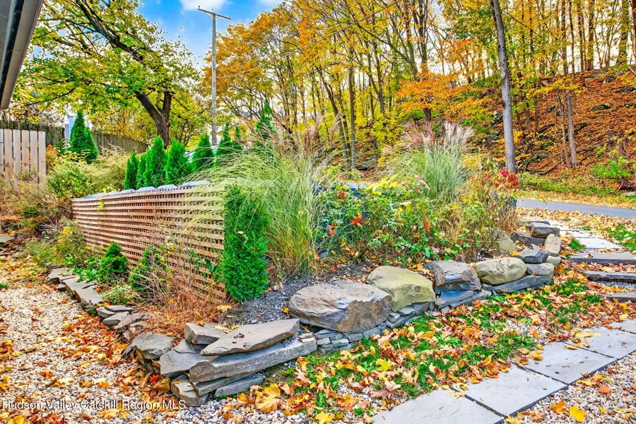 39 N Broadway, Port Ewen, NY 12401 - Image #3