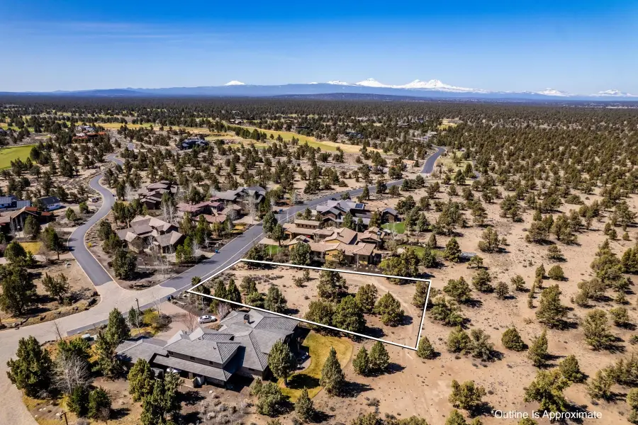 66100 Pronghorn Estates, Bend, OR 97701 - Image #2