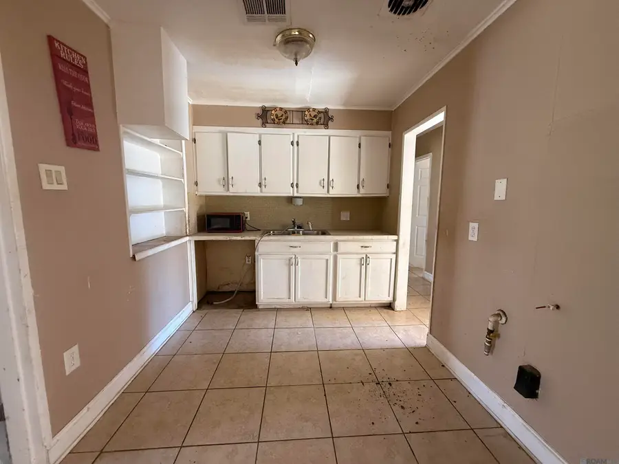 10663 N Harvey Rd, Baton Rouge, LA 70815 - #2