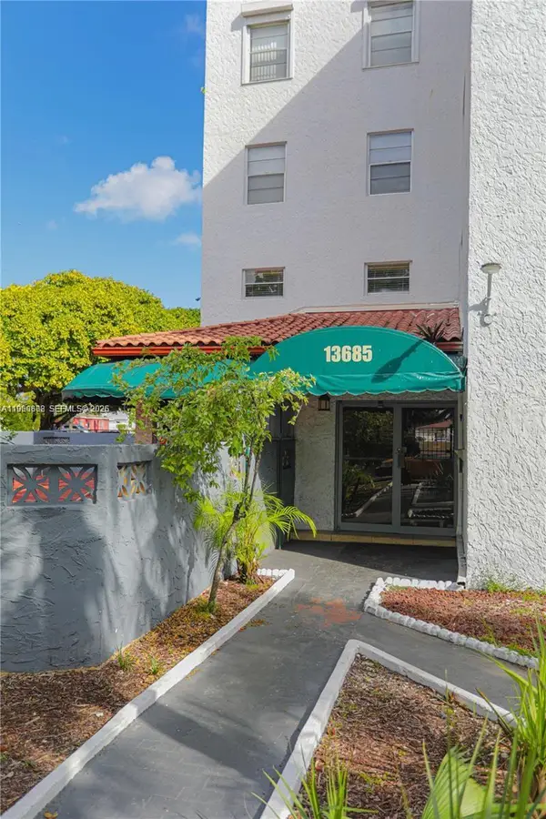 13685 NE 10th Ave #210, North Miami, FL 33161