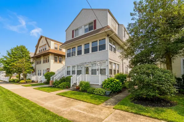 133 Central Ave #B, Ocean City, NJ 08226