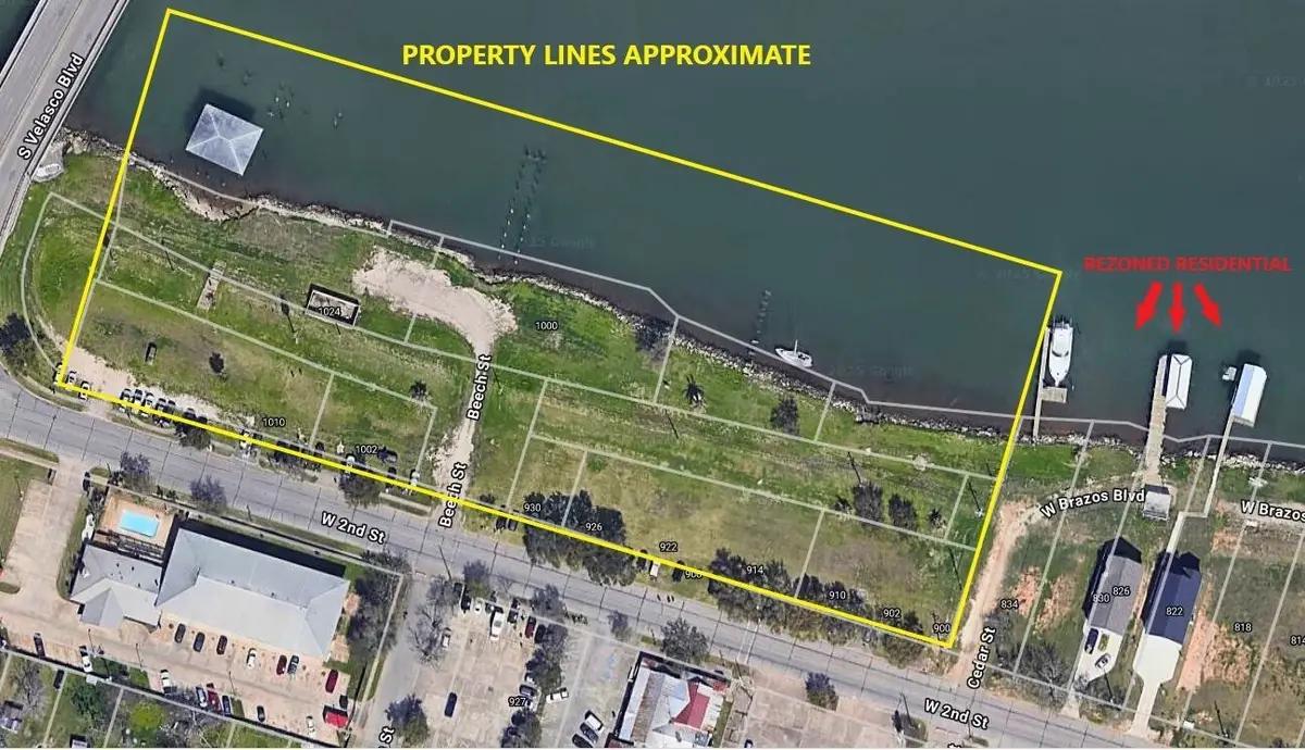 1024 W 2nd Street, Freeport, TX 77541 - #1