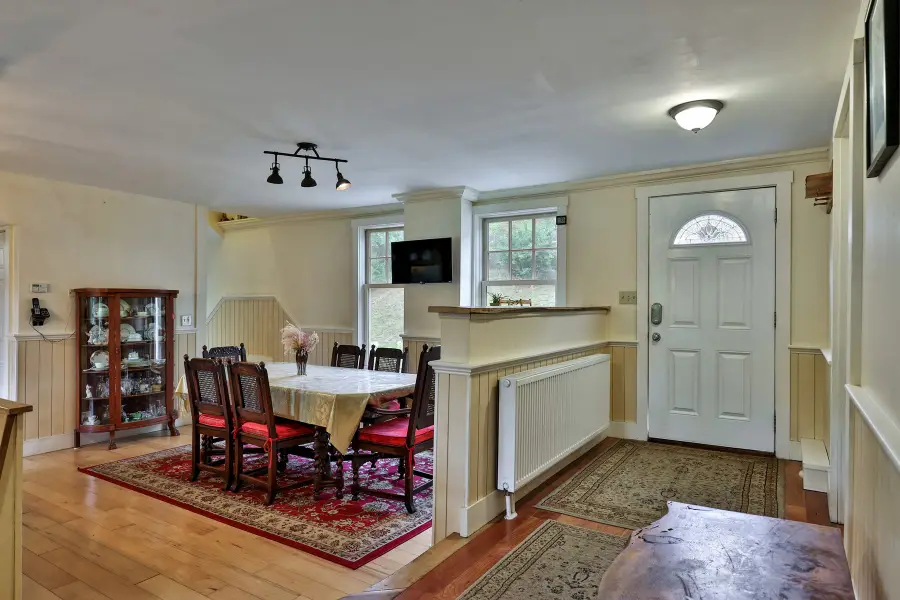 11 Maple Street, North Springfield, VT 05150 - #3