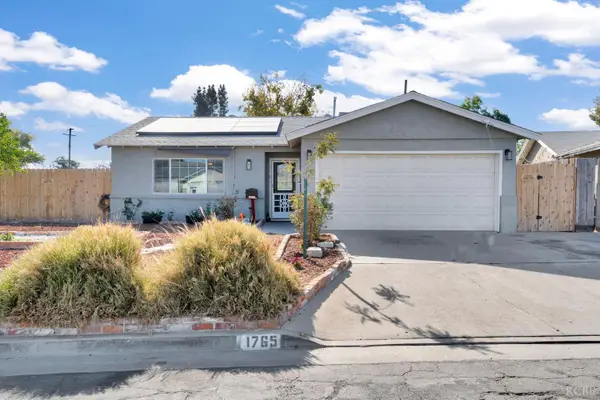 1765 Parkside Drive, Hanford, CA 93230