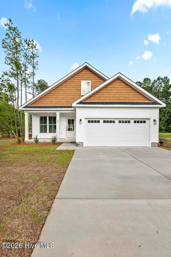 86 Whispering Pines Court, Hampstead, NC 28443