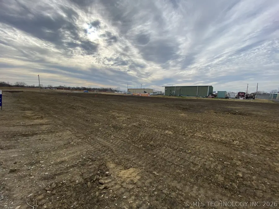 Castle Street, Skiatook, OK 74070 - #2