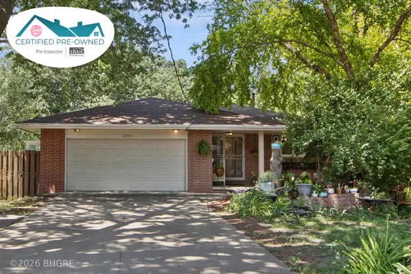 1504 73rd Street, Windsor Heights, IA 50324