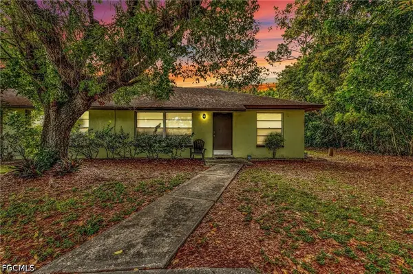18617/18619 Bartow Boulevard, FORT MYERS, FL 33967