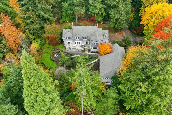 5000 SW Hewett Blvd, Portland, OR 97221