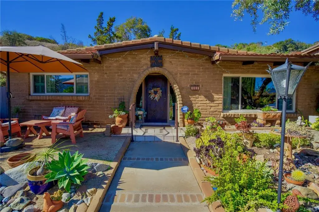 3317 Via Altamira, Fallbrook, CA 92028 - Image #1