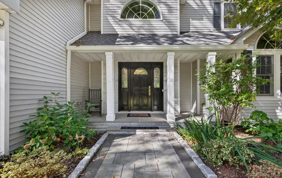 375 Vanderbilt Parkway, Dix Hills, NY 11746 - Image #2