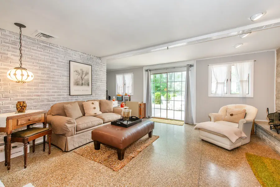 27 Colville Rd, Wayne, NJ 07470 - Image #2