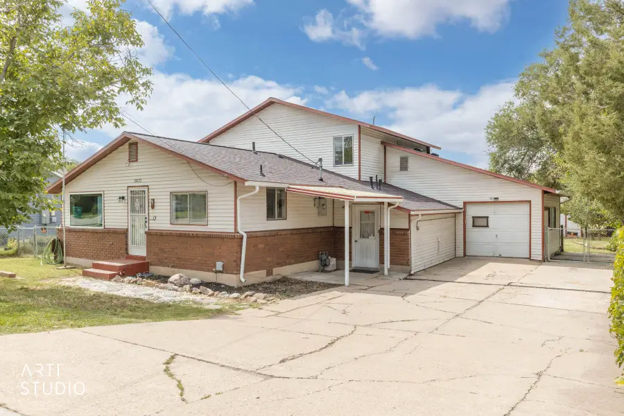 5671 S 2700 W, Roy, UT 84067 - #2