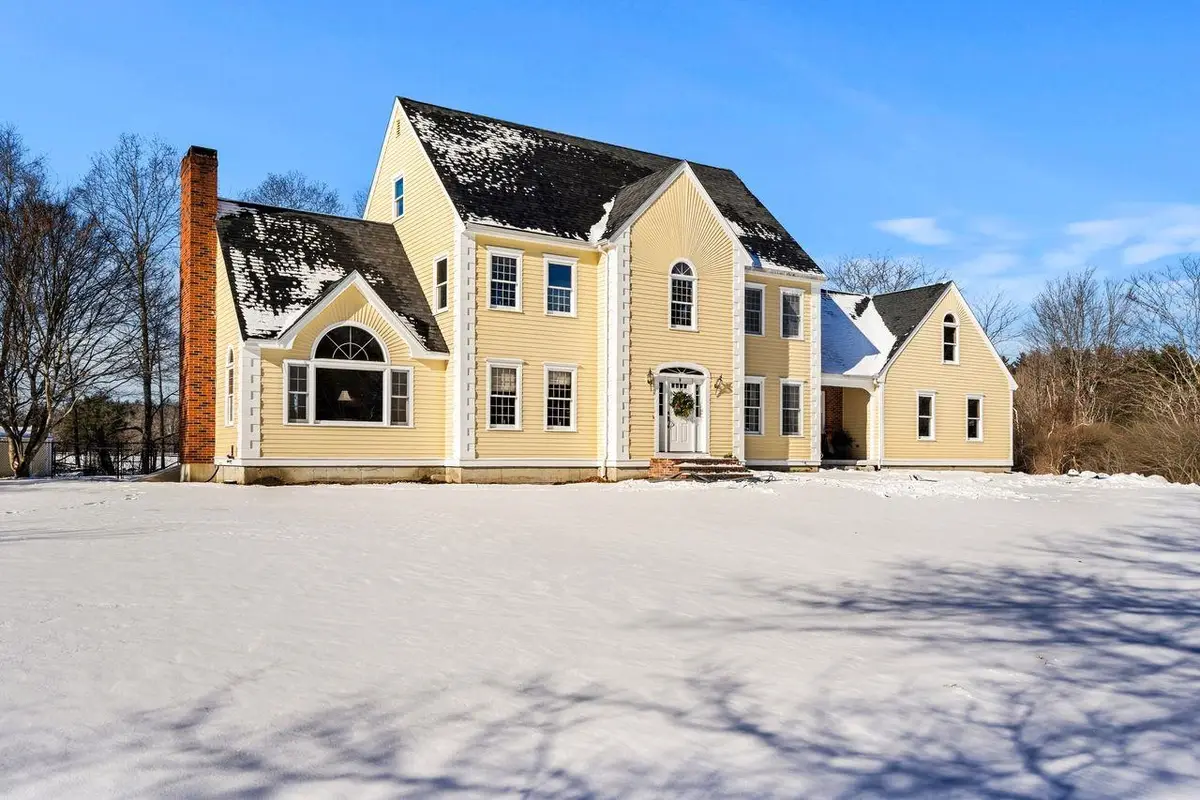 13 Madison Avenue, Kingston, NH 03848 - Image #1