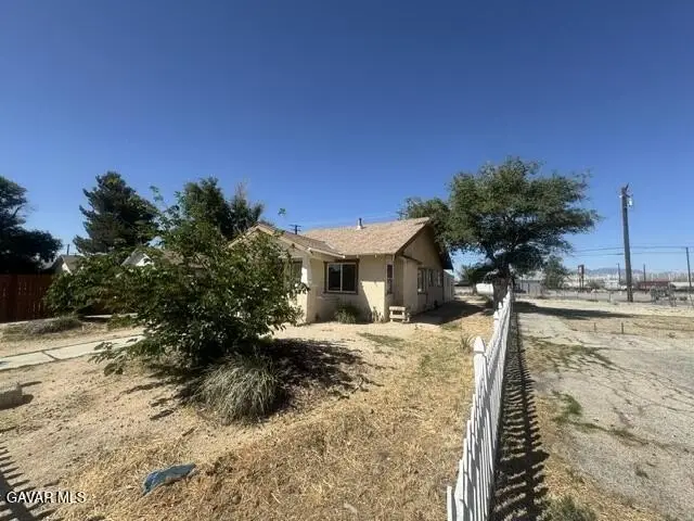 15957 K, Mojave, CA 93501 - #3