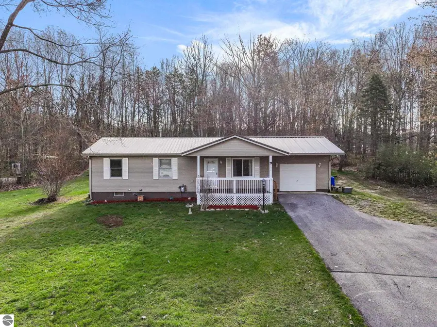 4795 John R Road, Cadillac, MI 49601 - #2