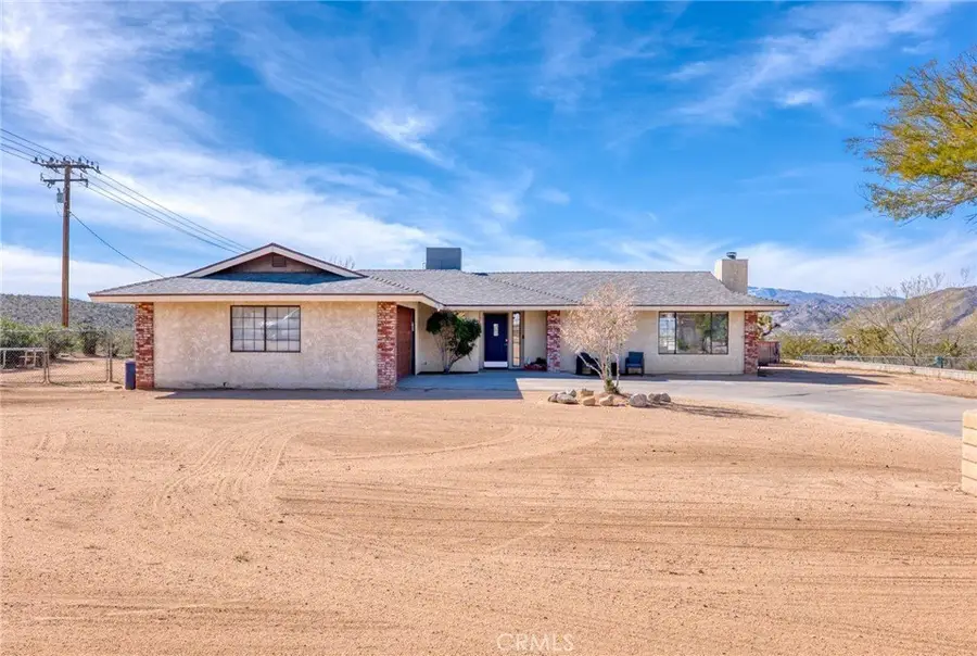 7686 Hilton Avenue, Yucca Valley, CA 92284 - #2