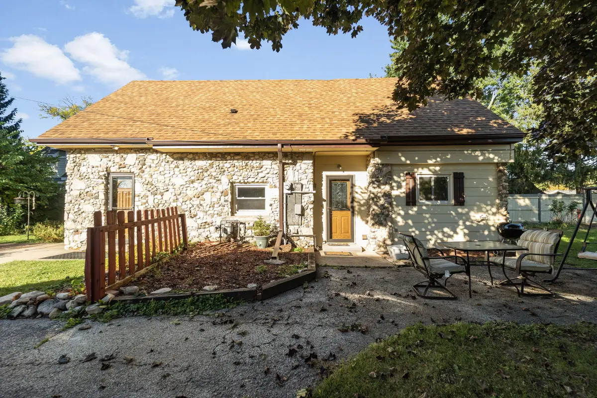 2012 Sunkist Ave, Waukesha, WI 53188 - Image #1