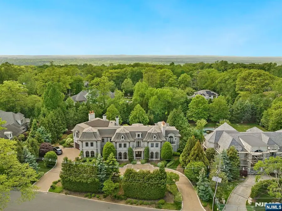 78 Roberts Road, Englewood Cliffs, NJ 07632 - #2