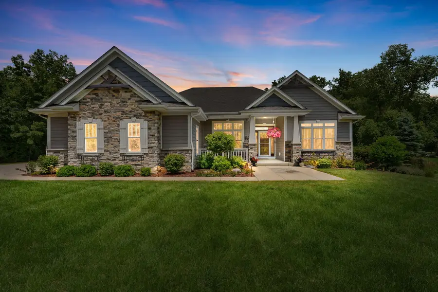 18600 Walden Dr, Franksville, WI 53126 - #2