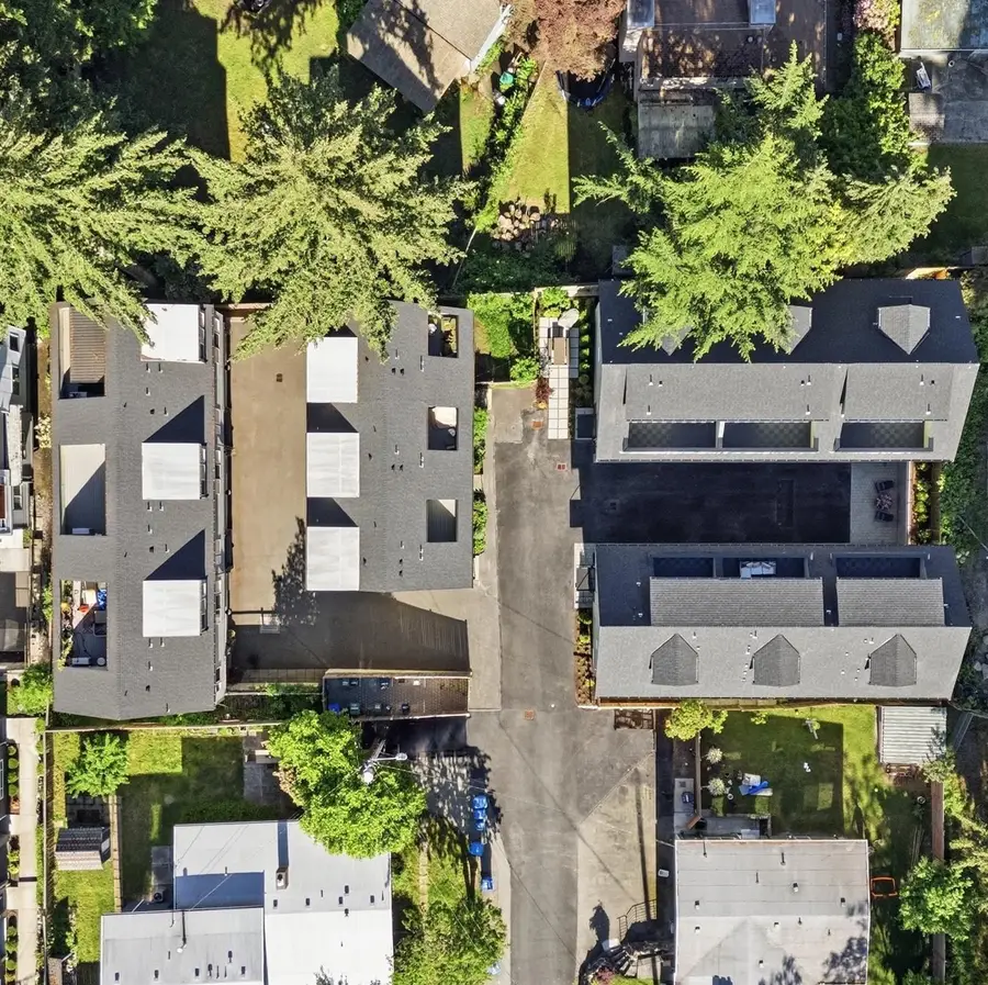 14608 Corliss Avenue N #A, Shoreline, WA 98133 - #3