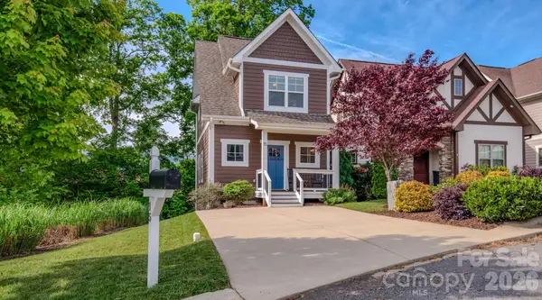 15 Tudor Way, Black Mountain, NC 28711