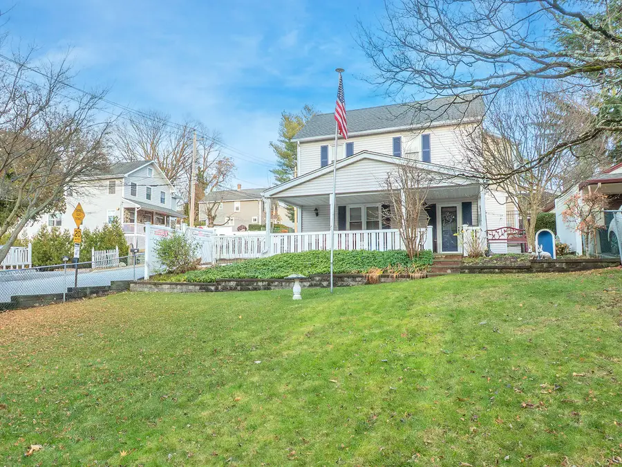 119 Cross Street, Locust Valley, NY 11560 - Image #2