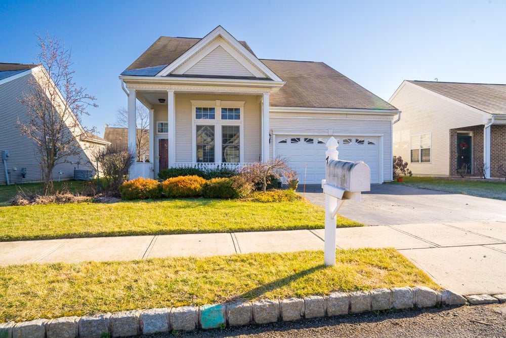 7 Stony Path Drive, South Brunswick, NJ 08810 BHGRE