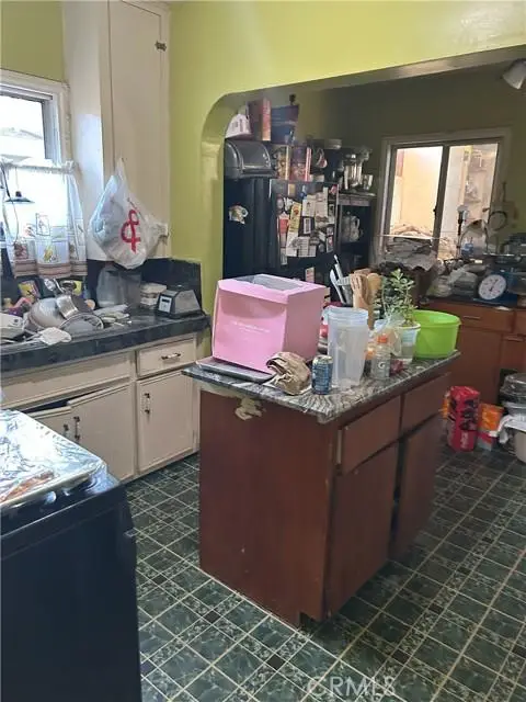 1947 E 74th St, Florence Graham, CA 90001 - Image #2