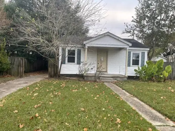 9 Old Hickory Street, Chalmette, LA 70043