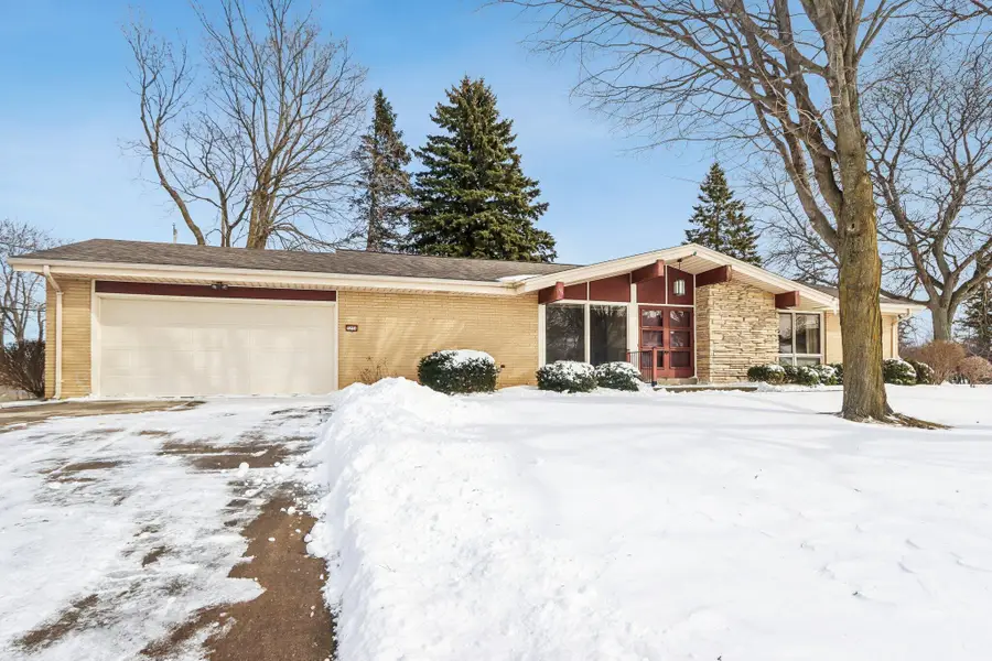 3254 S 121st St, West Allis, WI 53227 - #2