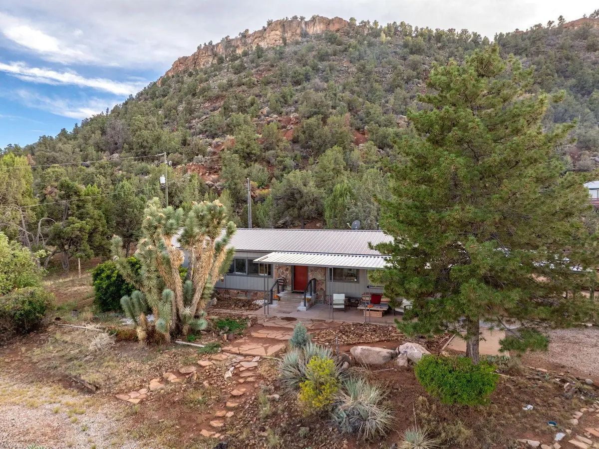 1471 W Mardean Cir, Apple Valley, UT 84737 - Image #1