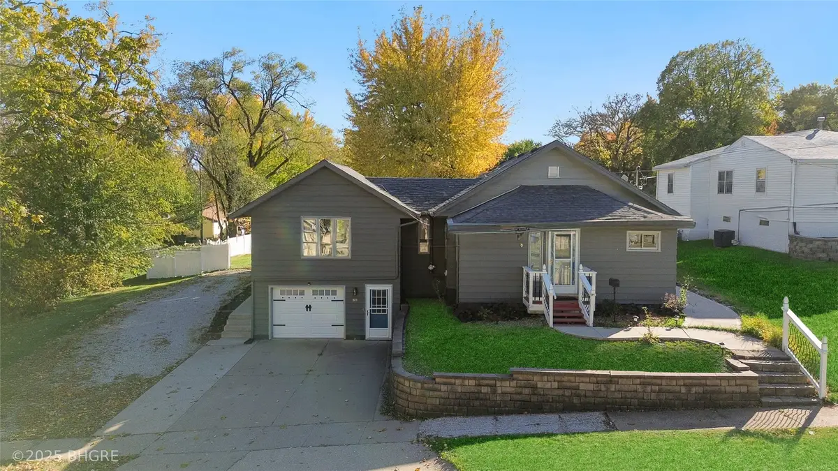 80 Lacona Avenue, Des Moines, IA 50315 - Image #1