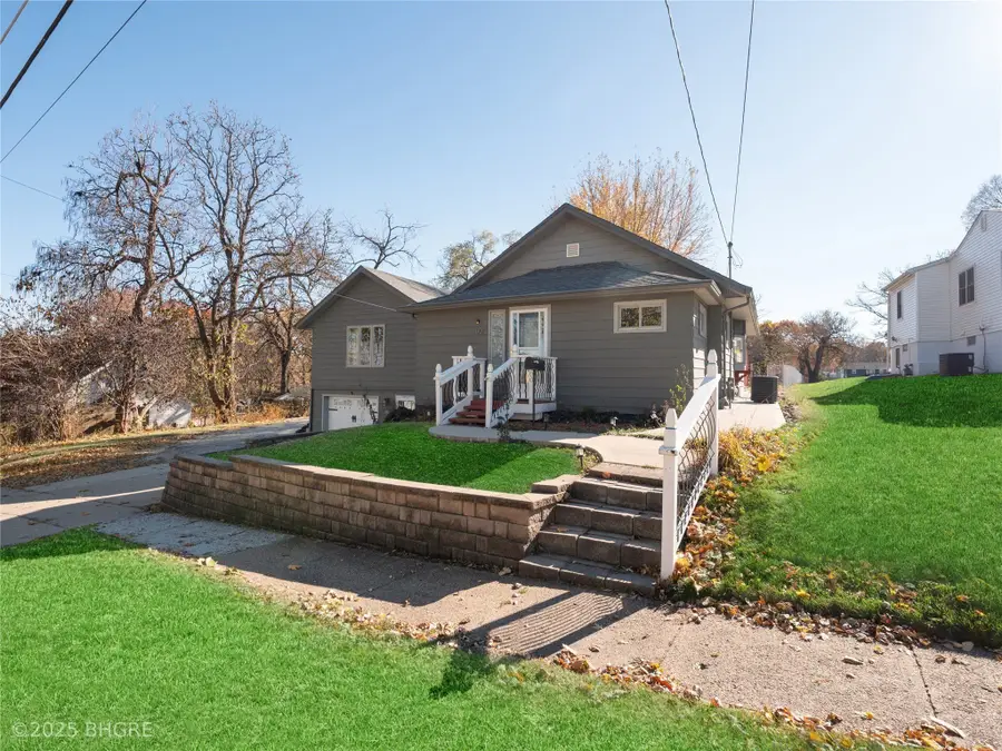80 Lacona Avenue, Des Moines, IA 50315 - Image #3