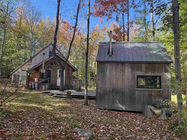 1168 South Wardsboro Road, Newfane, VT 05345