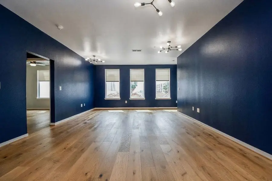 505 Jackson Hill Street #307, Houston, TX 77007 - #3