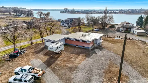 8061 NE Valley Road, Moses Lake, WA 98837